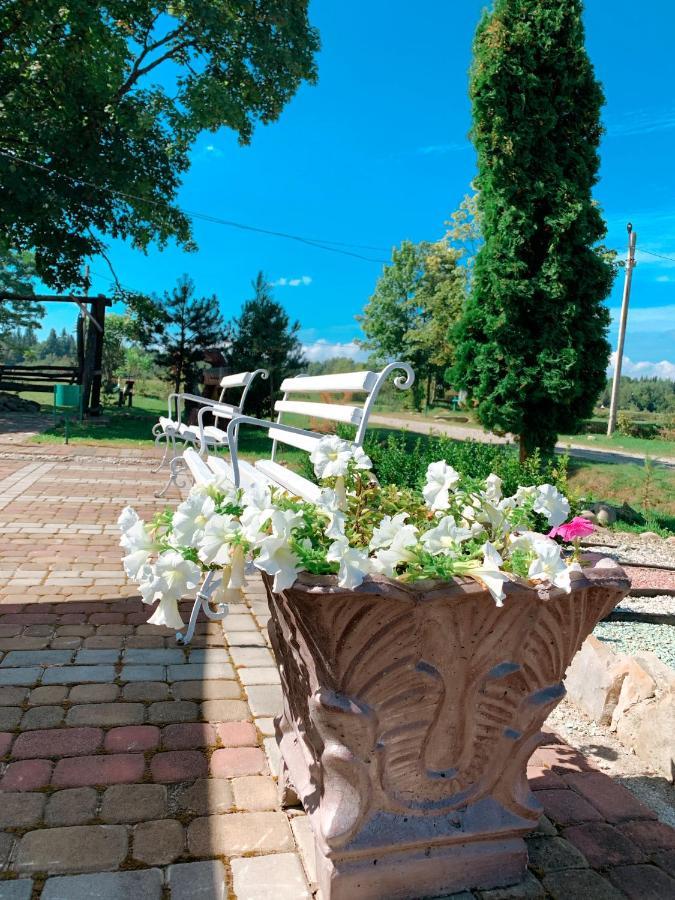 Готель Явір Агро Vyshnivtsi Dış mekan fotoğraf